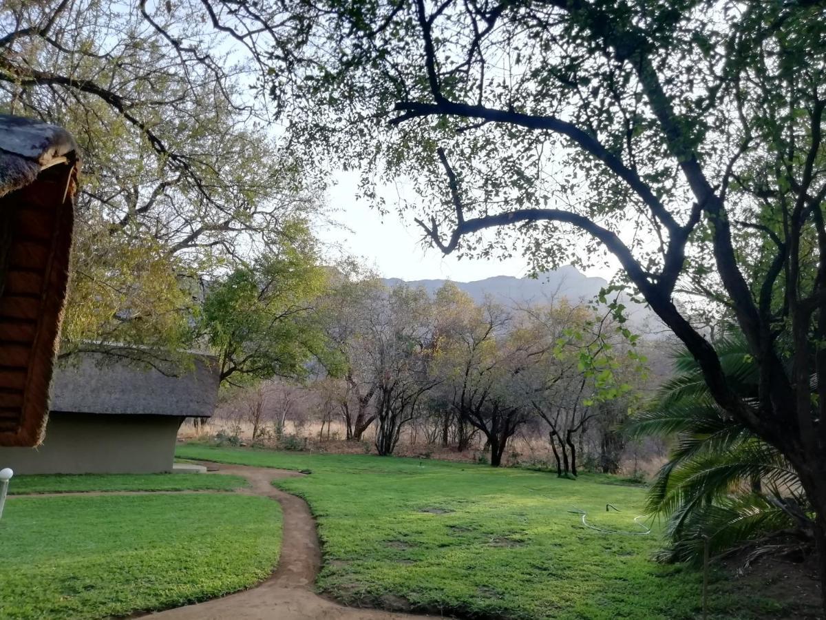 Shumba Safaris Bush Camp Villa Hoedspruit Bagian luar foto