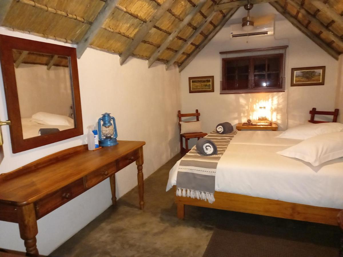 Shumba Safaris Bush Camp Villa Hoedspruit Bagian luar foto