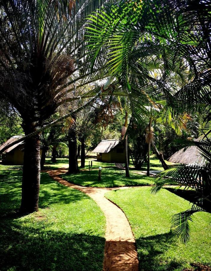 Shumba Safaris Bush Camp Villa Hoedspruit Bagian luar foto