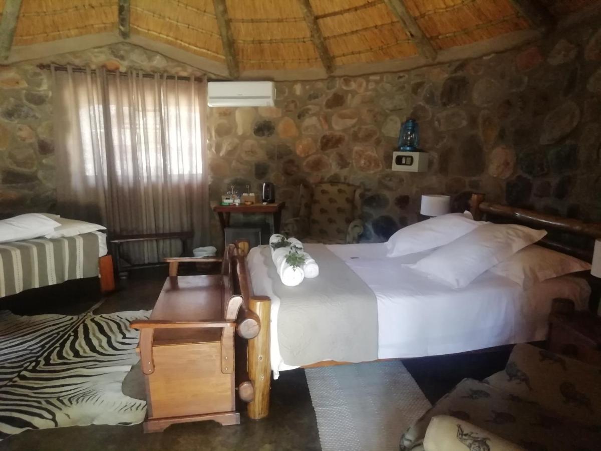 Shumba Safaris Bush Camp Villa Hoedspruit Bagian luar foto