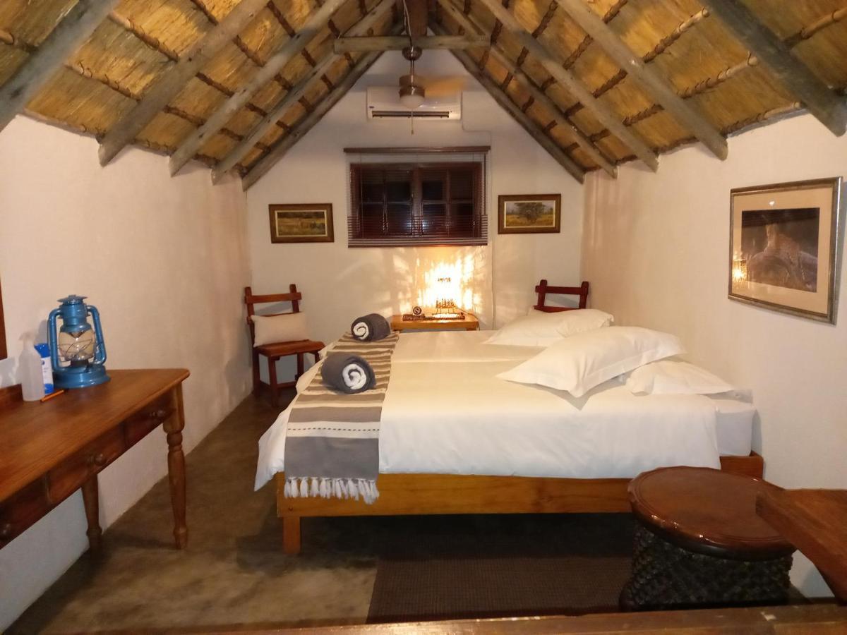 Shumba Safaris Bush Camp Villa Hoedspruit Bagian luar foto
