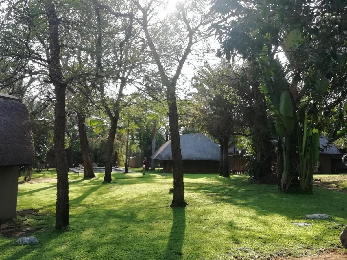 Shumba Safaris Bush Camp Villa Hoedspruit Bagian luar foto