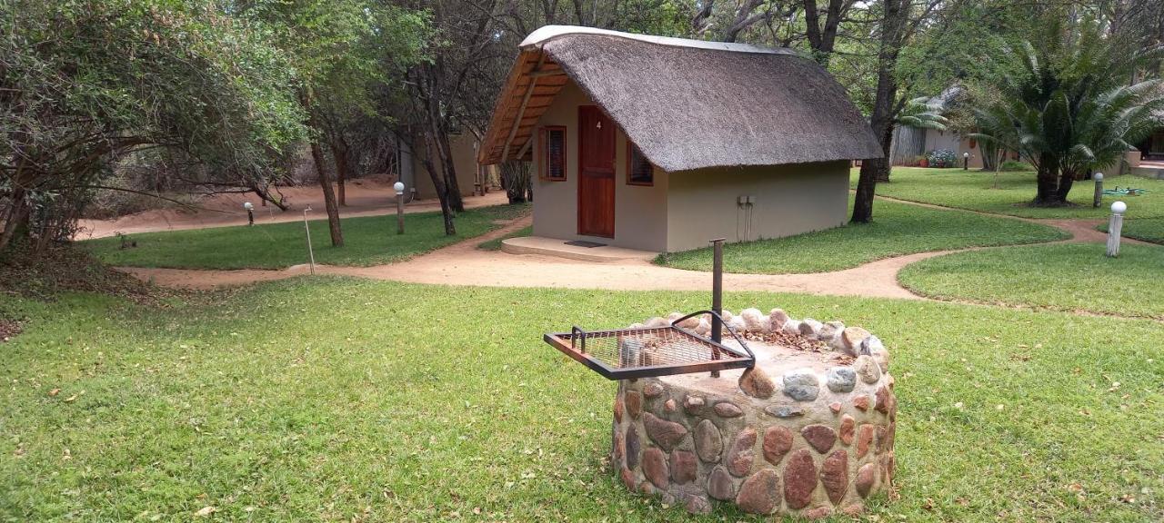 Shumba Safaris Bush Camp Villa Hoedspruit Bagian luar foto